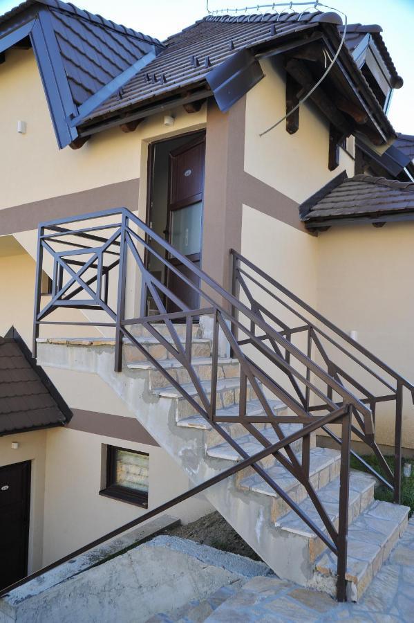 Apartmani Krstojevic Kopaonik Luaran gambar